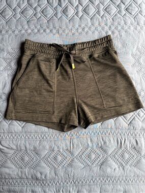 Title 9 Women’s active Olive Drawstring Shorts